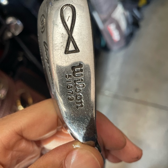 Wilson iron 8 signature Andy Bean in right handed 
Steel - Picture 3 of 10